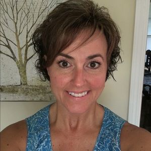 Meet your Posher, Karin